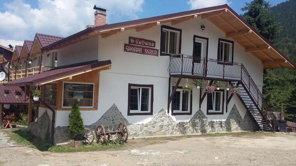 Hôtel Cabana Groapa Seaca à Petroşani Extérieur photo